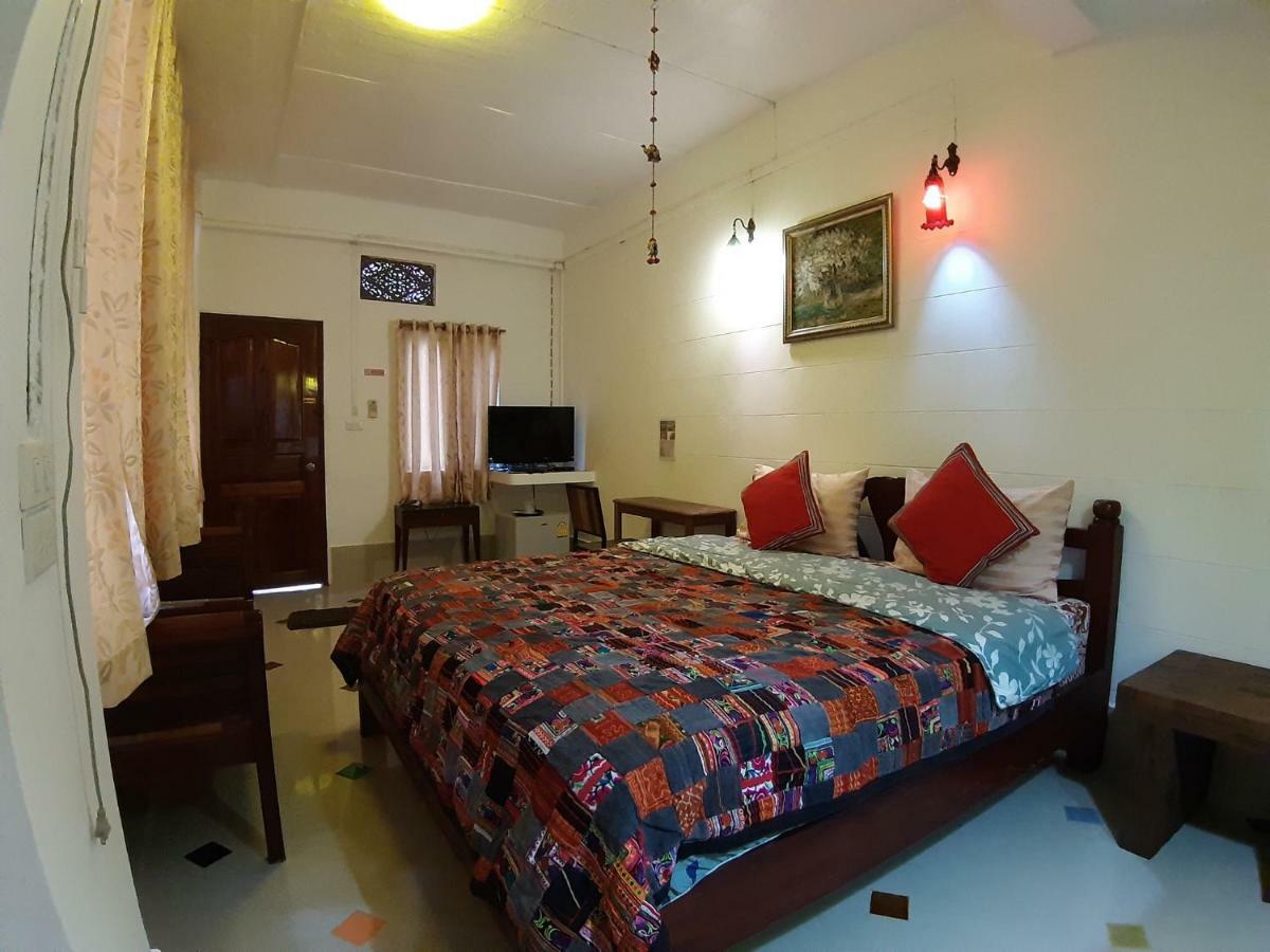 Banthorphan Resort Sangkhla Buri Exterior photo